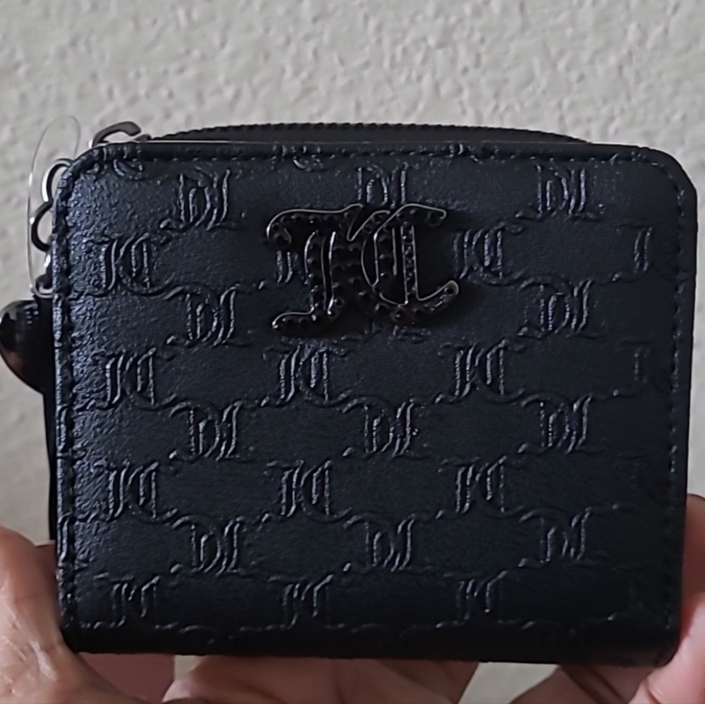 NWT Juicy Couture Black Embossed Weekender Travel Bag - Picture 15 of 16